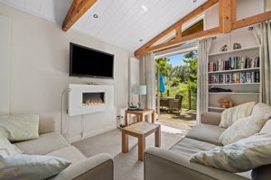 Photo 9- click for photo gallery